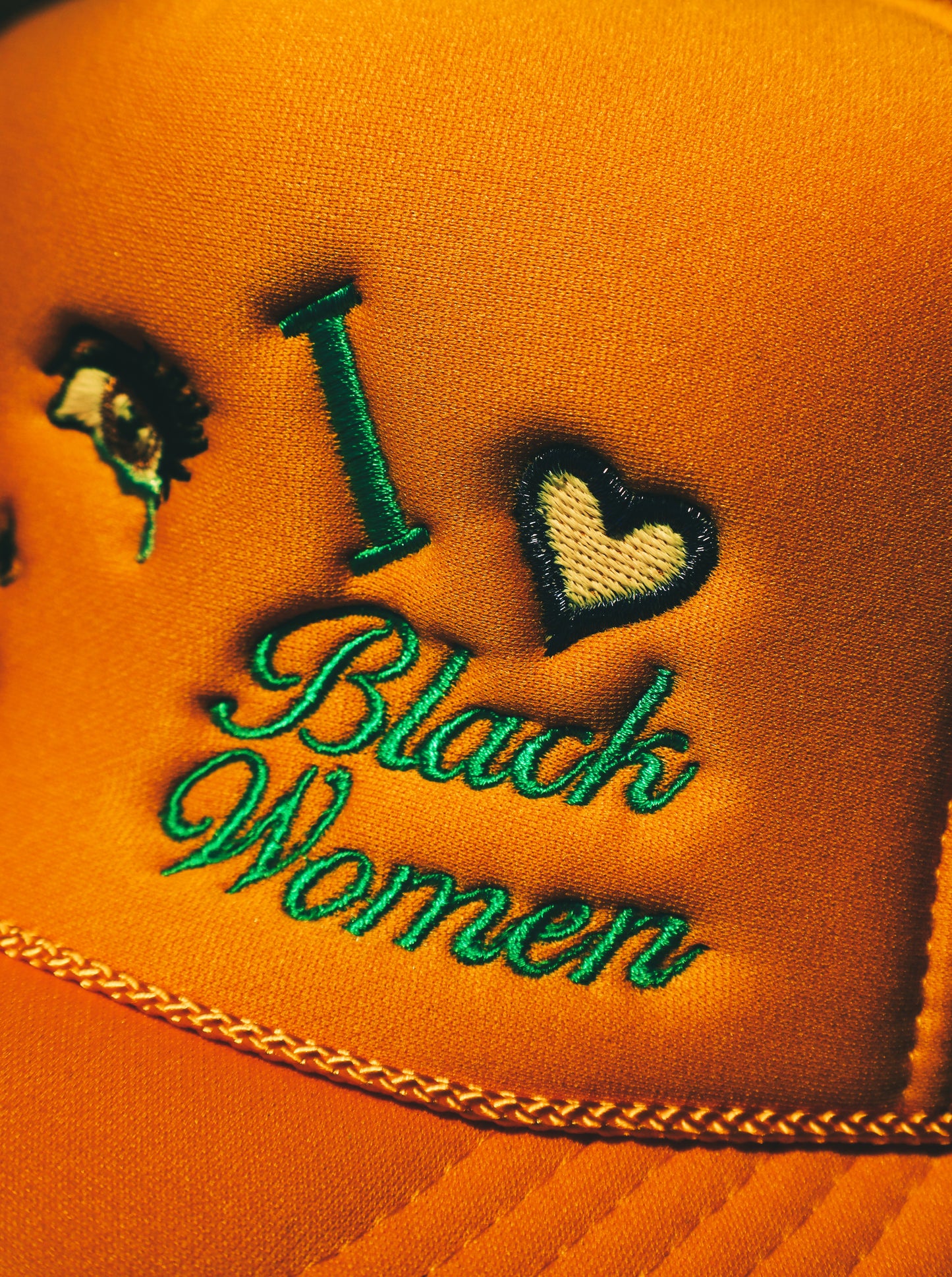 I <3 BLACK WOMEN (GOLD)